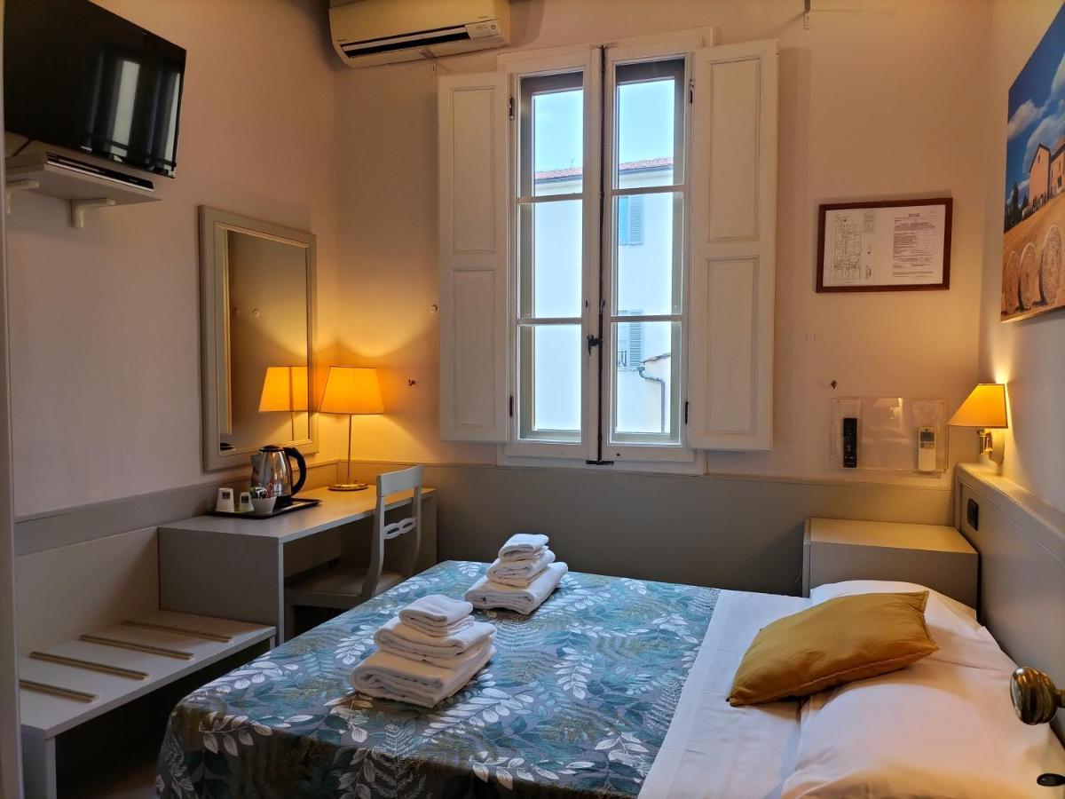 Hotel Camilla Firenze Екстер'єр фото